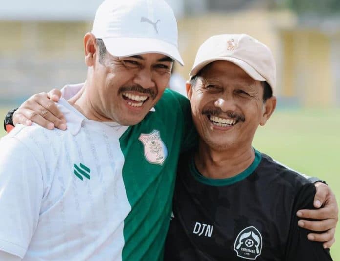 lawan_mantan_klub_tekad_djajang_nurjaman_curi_poin_di_baharuddin_siregar