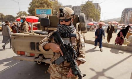 ledakan_dan_tembakan_terjadi_di_rs_militer_afghanistan