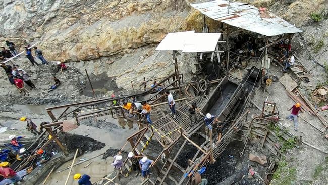 ledakan_gas_di_tambang_batu_bara_pakistan_tewaskan_12_orang