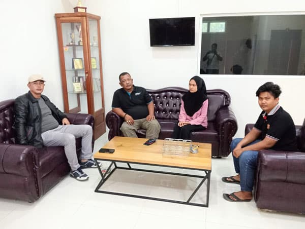 lempar_etalase_penjual_jus_pria_odgj_di_indrapura_diamankan_polisi