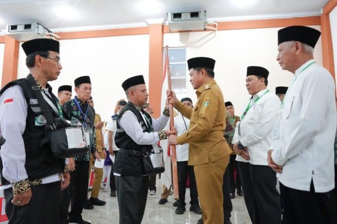 lepas_kloter_i_pj_gubernur_sumut_beri_pesan_ini