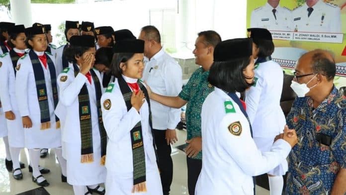 lepas_paskibraka_simalungun_tahun_2022_bupati_ucapkan_terima_kasih