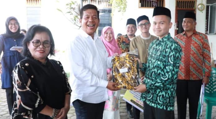lepas_peserta_stqh_bupati_simalungun_harumkan_kampung_halaman_kita