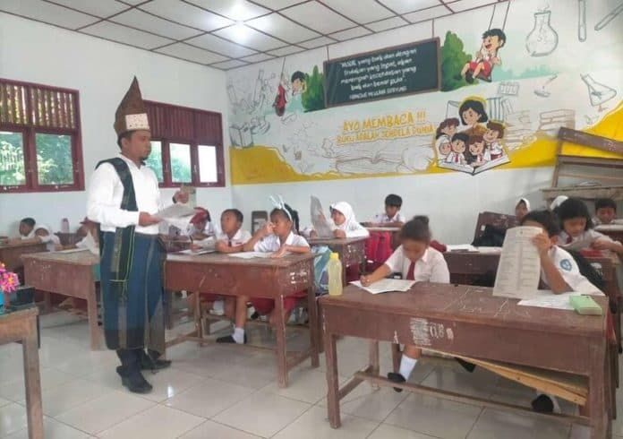lestarikan_budaya_sd_di_kecamatan_panei_terapkan_bahasa_simalungun