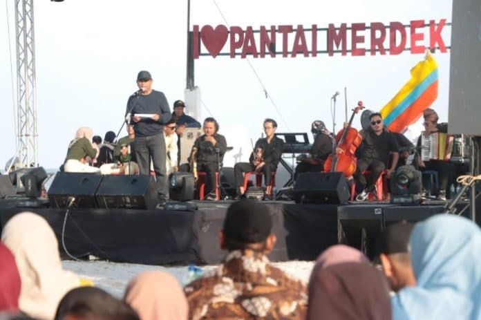 lewat_festival_kuala_merdeka_2024_bupati_sergai_dukung_pelestarian_budaya_lokal