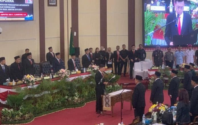 lewat_paripurna_4_anggota_dprd_medan_resmi_di_paw