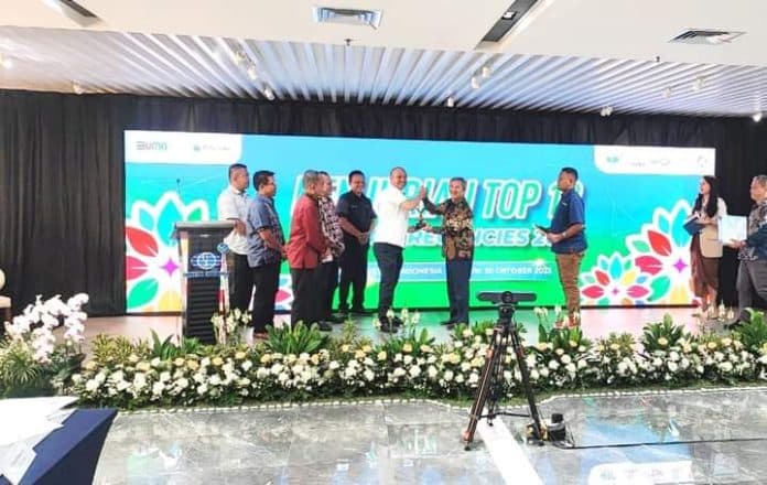 lewat_pengolahan_tanah_gratis_taput_masuk_top_10_i_sim_for_regencies_2023