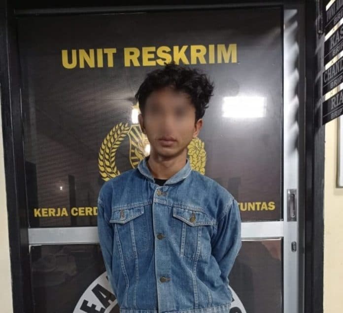 lewat_teknologi_pencuri_hp_diringkus_polsek_labuhan_ruku