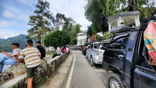 libur_nataru_2024_dishub_simalungun_petakan_zona_parkir_di_parapat