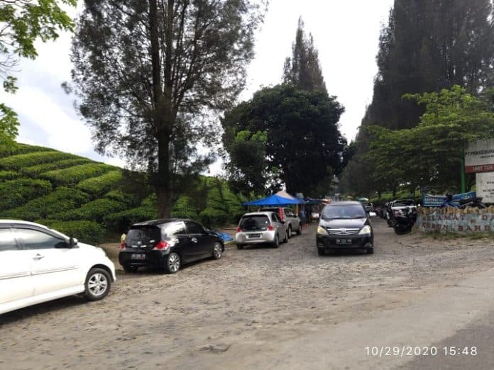 libur_panjang_tempat_wisata_di_simalungun_ramai_dikunjungi