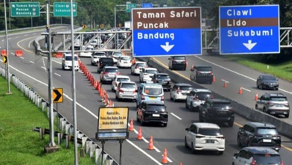 libur_waisak_292_ribu_kendaraan_tercatat_tinggalkan_jabotabek