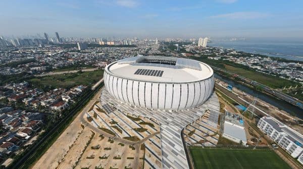 liga_1_musim_20242025_persija_gelar_laga_perdana_di_jis