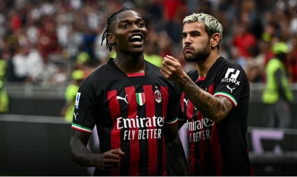 liga_italia_drama_lima_gol_ac_milan_kalahkan_inter_milan