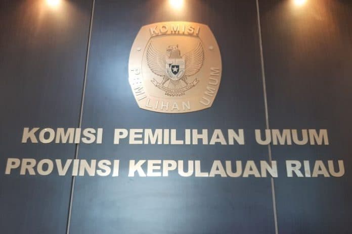 lima_anggota_kpu_kepri_terpilih_2023_2028_ditetapkan