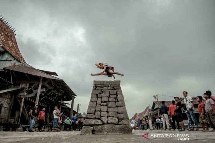 lima_tahun_mengantarkan_pariwisata_indonesia_jadi_sektor_utama