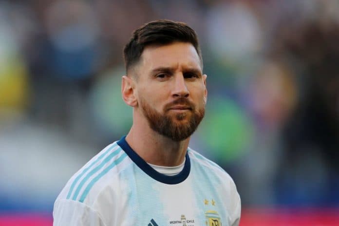 lionel_messi_tidak_mau_tukar_trofi_bersama_barca_untuk_piala_dunia