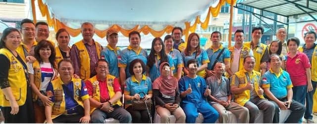 lions_club_siantar_gelar_bakti_sosial_dan_kesehatan