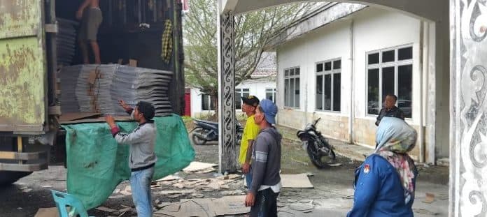 logistik_pemilu_tahap_dua_tiba_kpu_simalungun_butuh_15324_kotak_suara_lagi