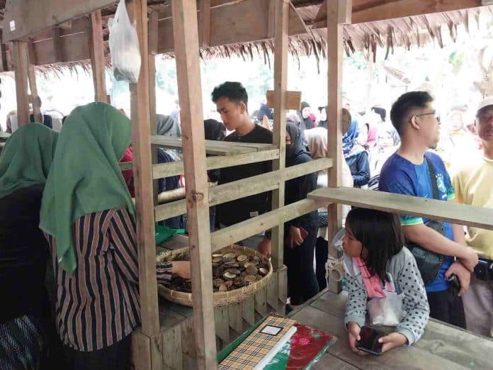lokasi_sarapan_kampung_lama_diserbu_warga_luar_daerah