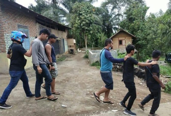lokasi_transaksi_narkoba_di_langkat_digerebek_polisi_amankan_5_pria