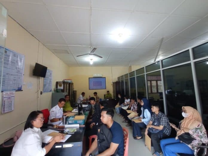 loker_ke_gedung_merdeka_siantar_dibuka_disnaker_diserbu_pencari_kerja
