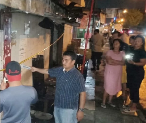 loket_bus_cv_makmur_di_kota_tebing_tinggi_terbakar