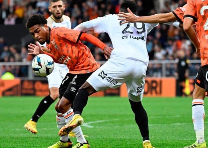 lorient_gagal_kudeta_psg_dari_puncak_klasemen
