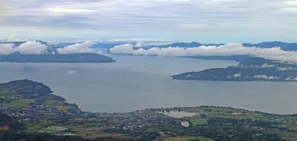 luhut_dan_sri_mulyani_sepakat_tidak_memotong_anggaran_destinasi_danau_toba