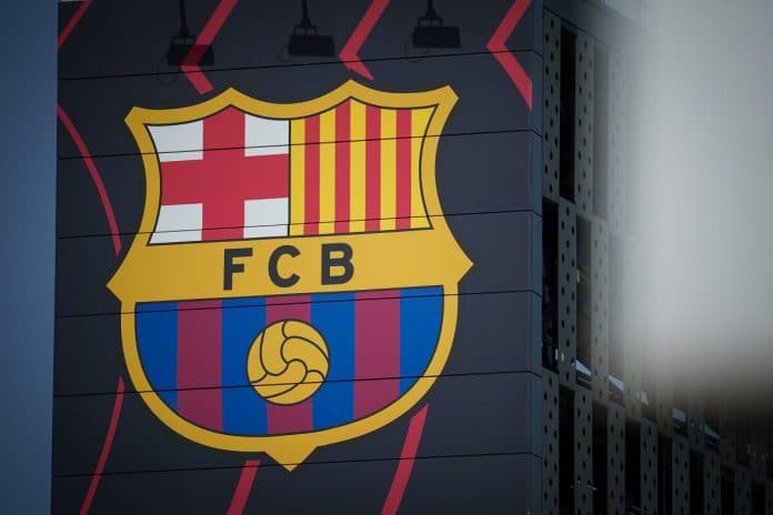 luis_suarez_salah_satu_pesepakbola_terbaik_barcelona_meninggal_dunia