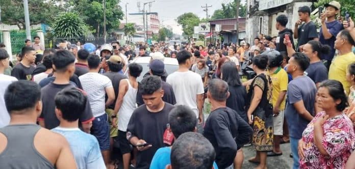 lurah_karo_akui_warganya_menghadang_mobil_polisi_saat_menangkap_pengguna_narkoba