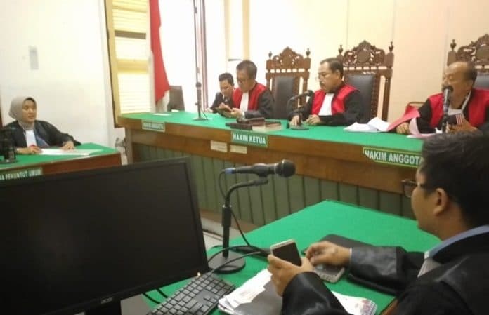 ma_anulir_hukuman_kurir_ganja_100_kg_dari_seumur_hidup_jadi_18_tahun_penjara