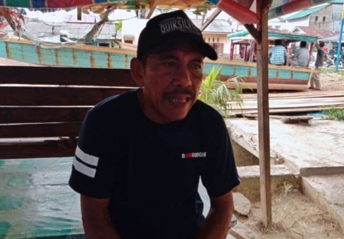 mafia_bbm_di_sibolga_merajalela_immad_lubis_semua_sudah_punya_stabil
