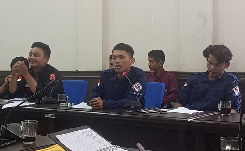 mahasiswa_dan_pemuda_mengaku_kecewa_kepada_bupati_pakpak_bharat