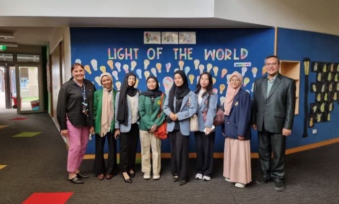 mahasiswa_indonesia_magang_mengajar_di_australia_untuk_kemajuan_pendidikan