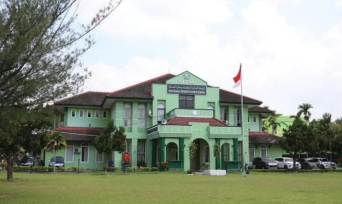 mahasiswa_minta_tanggung_jawab_terkait_uang_mahad_rektor_dan_wr_ii_uin_su_bungkam