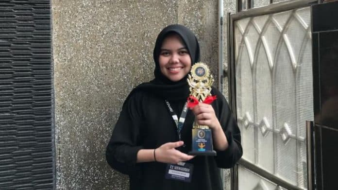mahasiswi_asal_pulau_sumatera_sabet_juara_lomba_bahasa_internasional