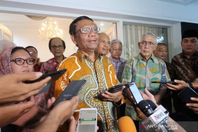mahfud_md_optimistis_pelantikan_presiden_berjalan_lancar
