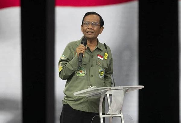 mahfud_serahkan_surat_pengunduran_diri_ke_jokowi_besok