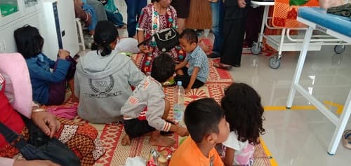makan_daging_anjing_32_warga_huta_urung_keracunan