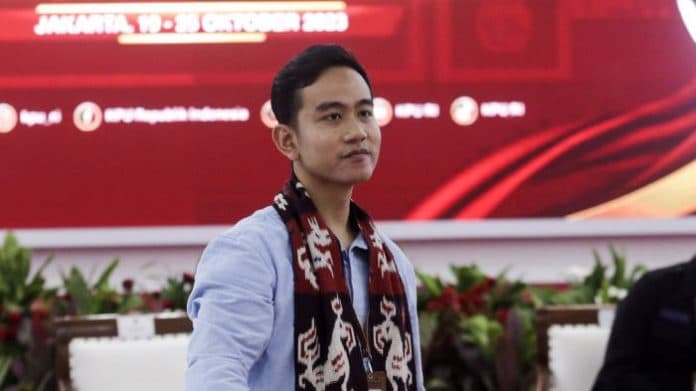 malam_ini_gibran_akan_nongkrong_bareng_anak_medan