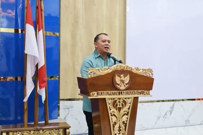 malam_keakraban_pgri_di_labuhanbatu_bupati_saatnya_kita_berbenah