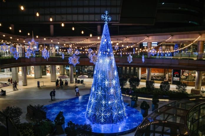 mall_di_medan_berhias_rayakan_natal_dan_tahun_baru