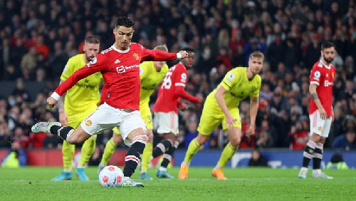 manchester_united_bungkam_brentford_3_gol_tanpa_balas_di_liga_inggris