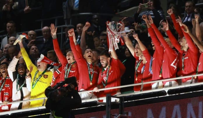 manchester_united_juara_carabao_cup_20222023