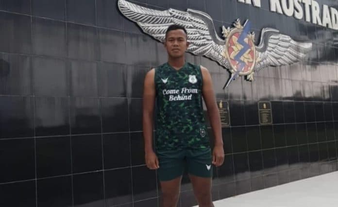 manfaatkan_waktu_libur_kapten_psms_latihan_mandiri_di_markas_kostrad_sebelum_pulang_kampung