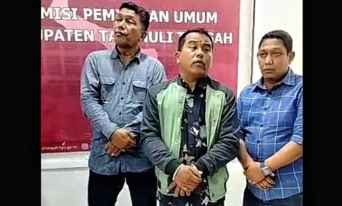 mangkir_dari_panggilan_bawaslu_karena_sakit_ini_kata_ketua_kpu_tapteng