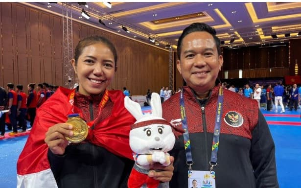 manik_kembali_menambah_medali_emas_untuk_indonesia