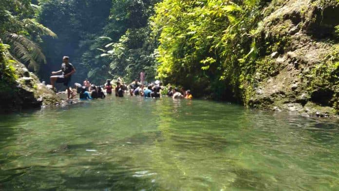 manjakan_mata_dengan_pemandangan_objek_wisata_sikabung_kabung_sambil_berkemah