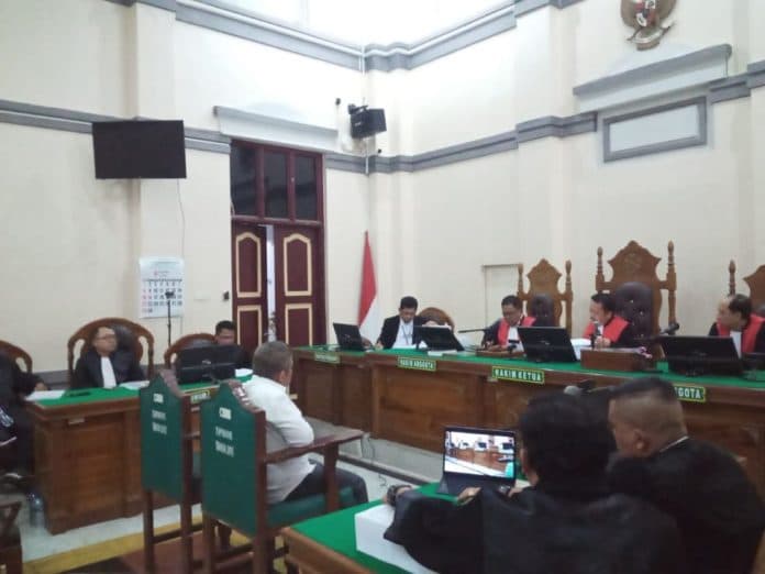 mantan_anggota_dprd_labuhanbatu_dituntut_55_tahun_penjara