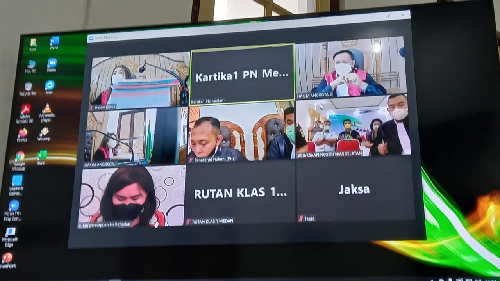 mantan_bupati_nisel_idealisman_kembali_disebut_di_sidang_korupsi_pjj_usbm